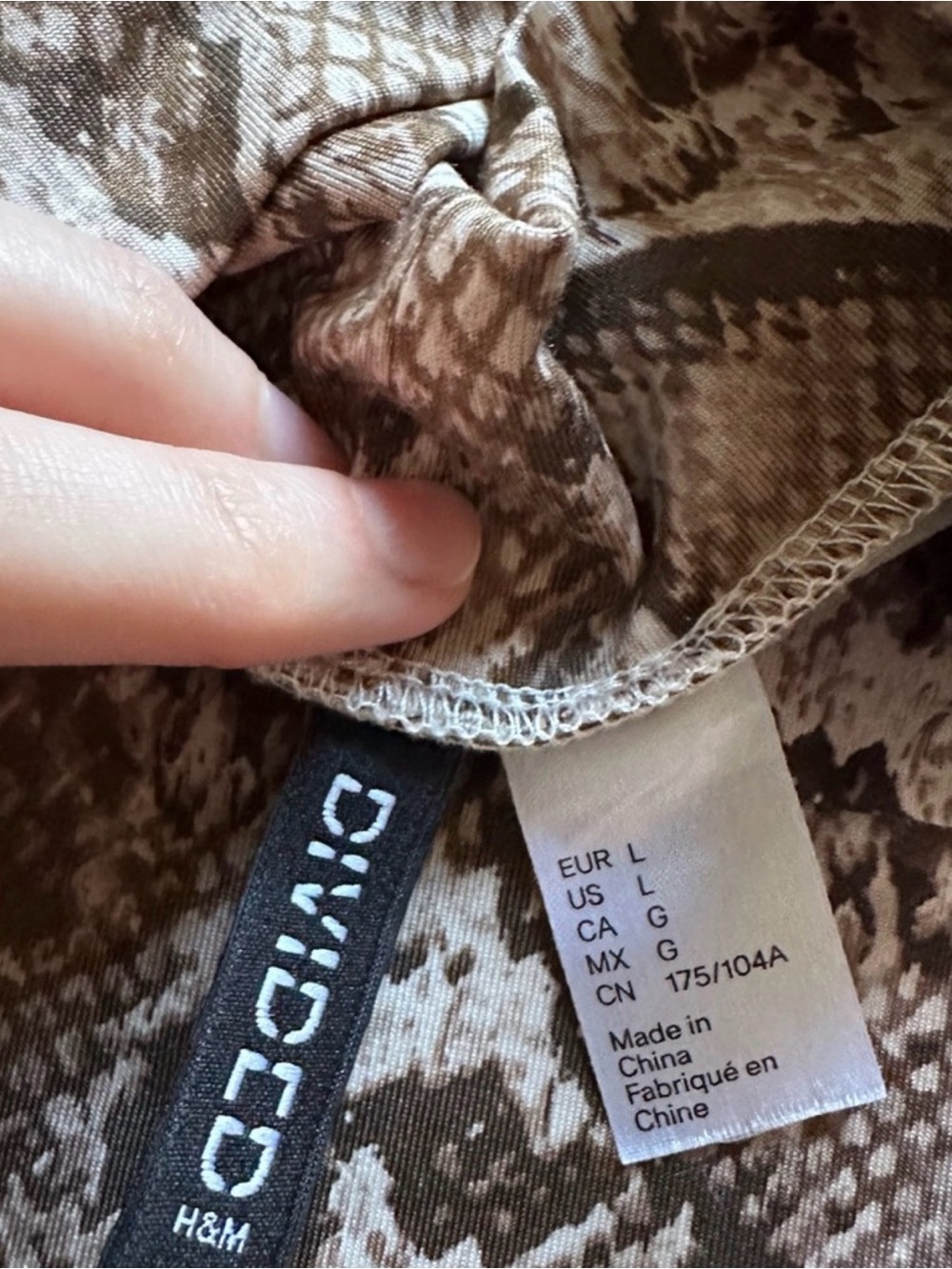 ~H&M Brown and Cream Snake Print Long Sleeve Top~ - Picture 2 of 3